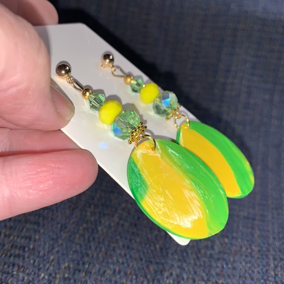 Oregon Ducks Themed Football Team Handcrafted Earrings - Picture 8 of 9